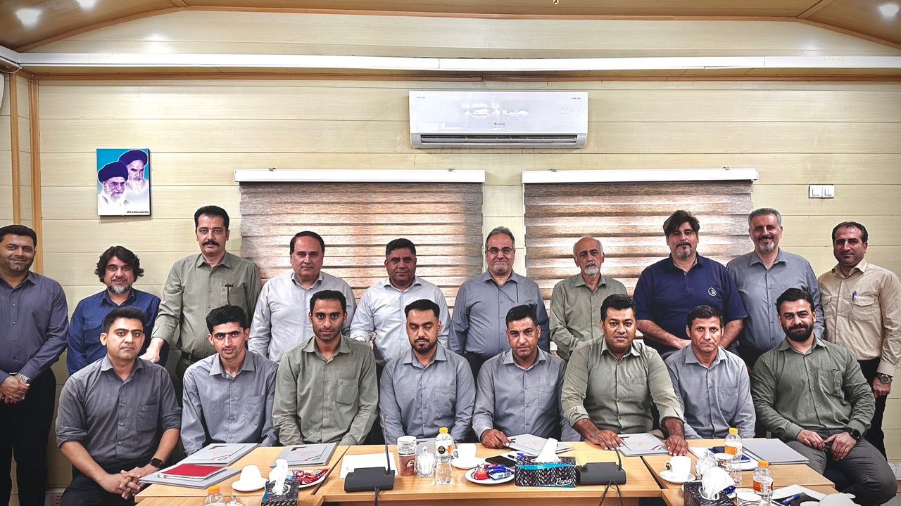 تقدیر از آتش‌نشانان شرکت سیمان هرمزگان با حضور مدیرعامل